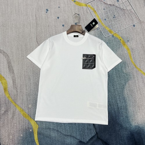 稀少 フェンディ 激安通販 の春先の最新限定ポケット装飾個性的な半袖Tシャツ2色