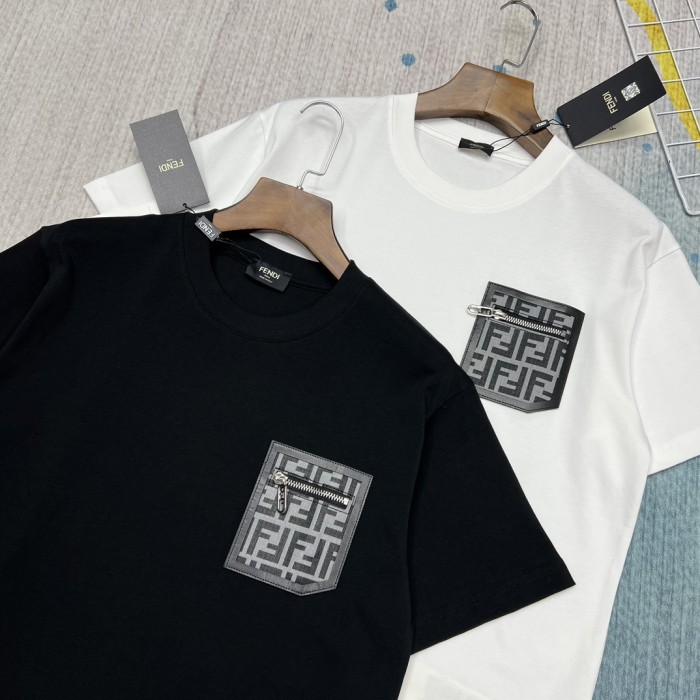 稀少 フェンディ 激安通販 の春先の最新限定ポケット装飾個性的な半袖Tシャツ2色