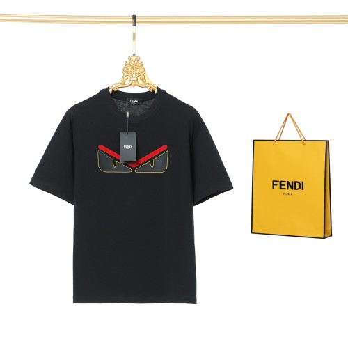 新作 フェンディ コピーおすすめ 半袖Tシャツ