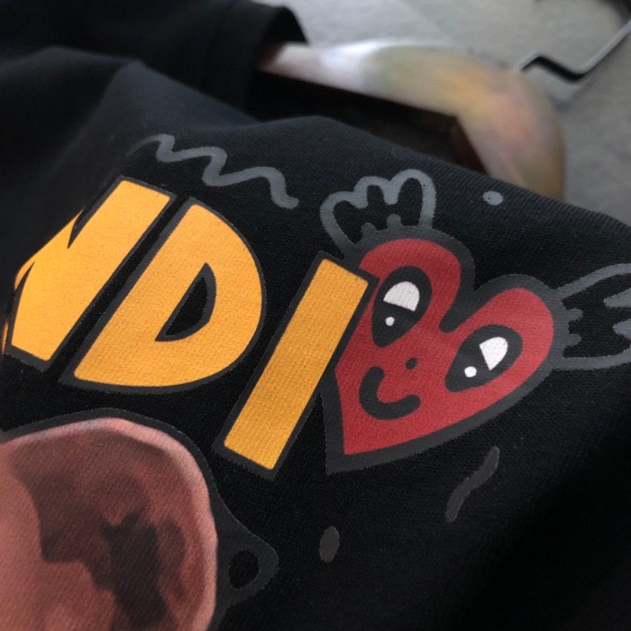 稀少 フェンディ コピー 2024春夏サングラスベアーアルファベットプリント半袖Tシャツ