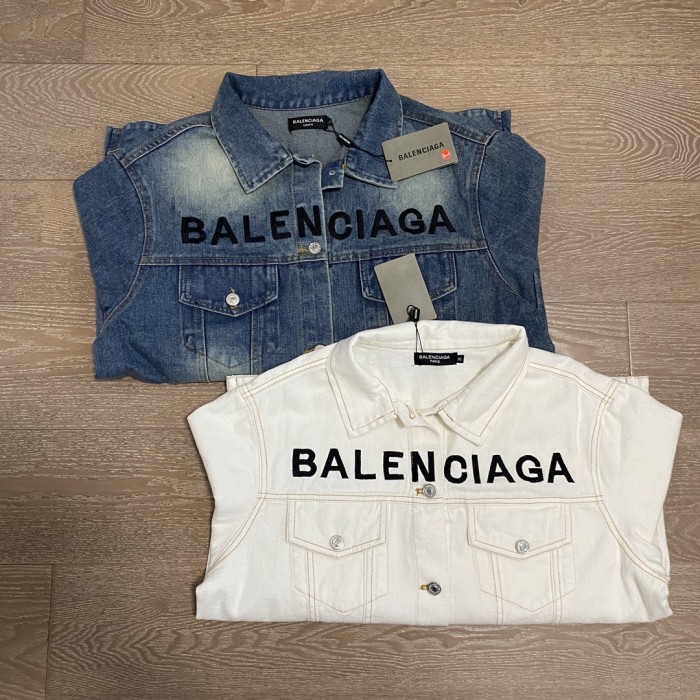 大人気 バレンシアガ コピー Balenciaga新作胸元黒刺繍アルファベットロゴ高品質デニムジャケット2色
