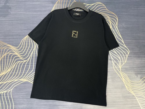 【限定】フェンディ コピー 2024春夏新作布刺繍ロゴラウンドネック半袖Tシャツ2色