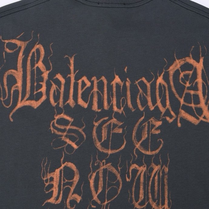高品質 バレンシアガ 偽物通販 2024立体シリコン刺繍半袖Tシャツ