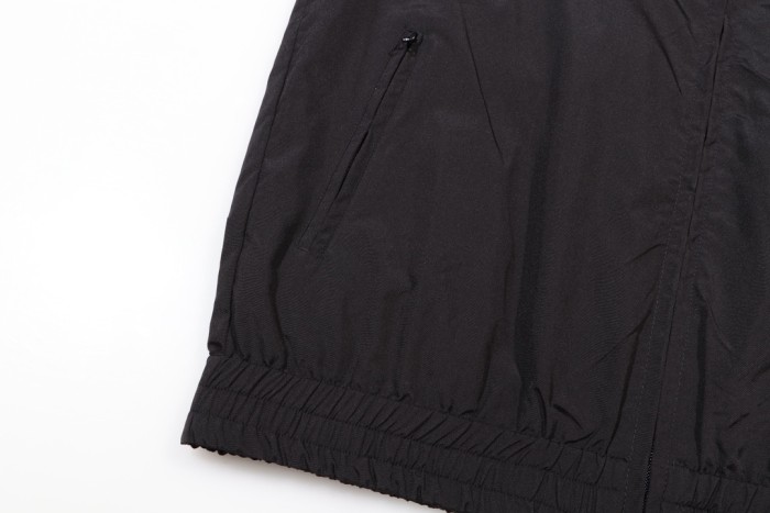 累積売上総額第１位！バレンシアガ n級品 胸元に刺繍のスタンドカラーのスポーツジャケットの制服コート-