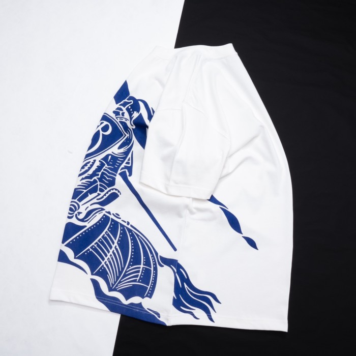 大人気 バーバリー 激安通販 馬術騎士プリントコットン半袖Tシャツ