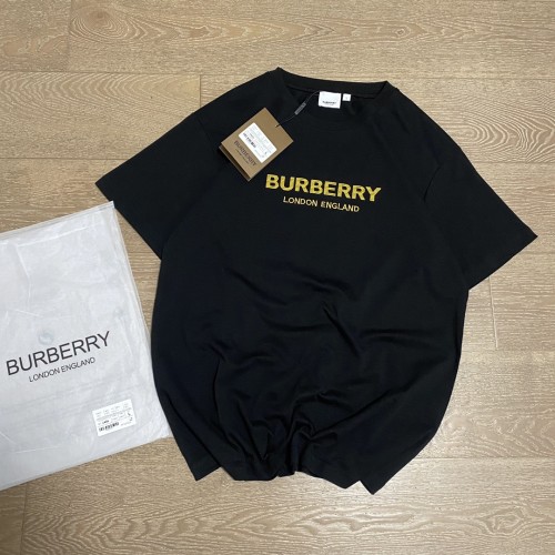 ★超人気 バーバリー スーパーコピー 金糸アルファベット万針刺繍ラウンドネック男女同型半袖Tシャツ2色