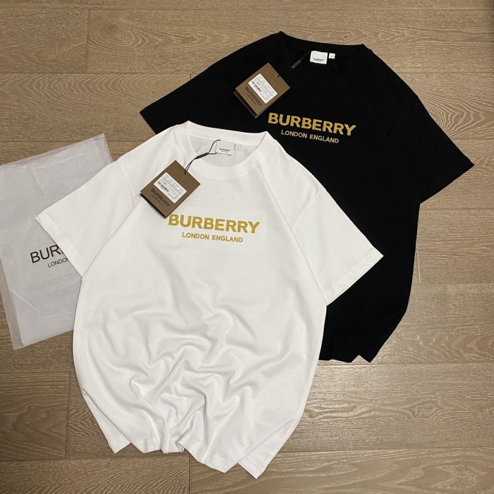 ★超人気 バーバリー スーパーコピー 金糸アルファベット万針刺繍ラウンドネック男女同型半袖Tシャツ2色