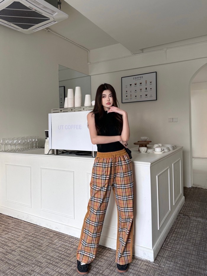 高品質 バーバリー コピー Burberry24 ss新作レトロストレートパンツ