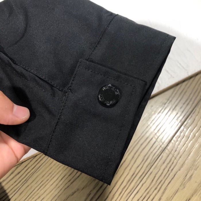 高品質バーバリー 偽物通販 2024 ss新作戦馬刺繍開襟ジャケット