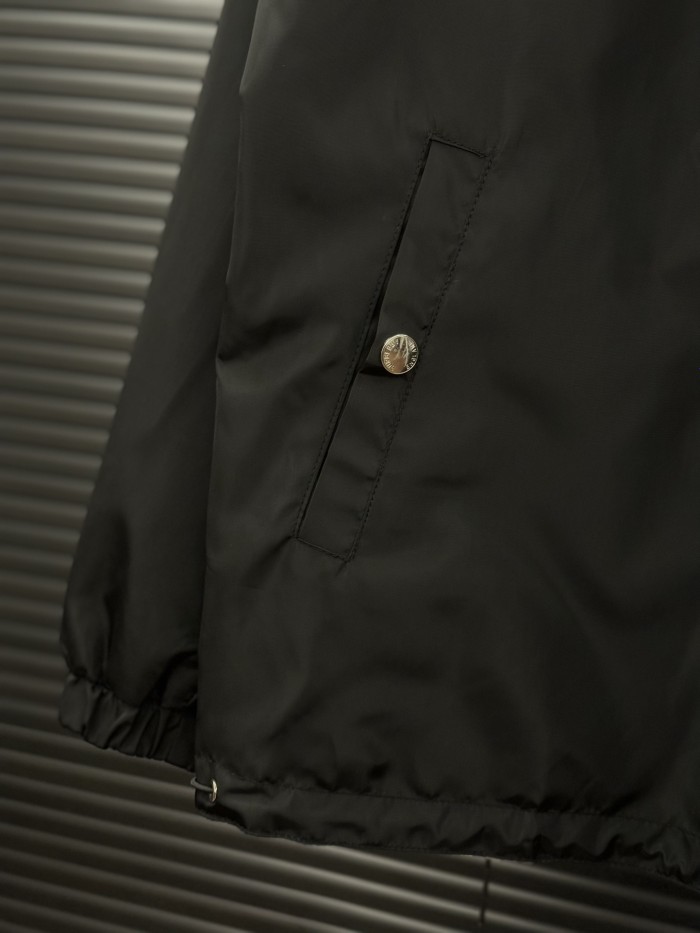 一目惚れ♪ バーバリー 偽物通販 Burberry春の定番チェックのリバーシブルキャップジャケット
