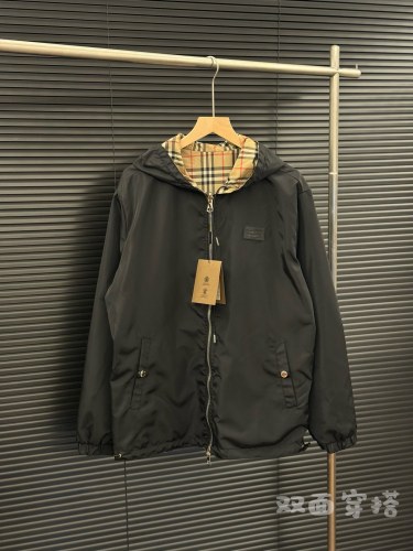 一目惚れ♪ バーバリー 偽物通販 Burberry春の定番チェックのリバーシブルキャップジャケット