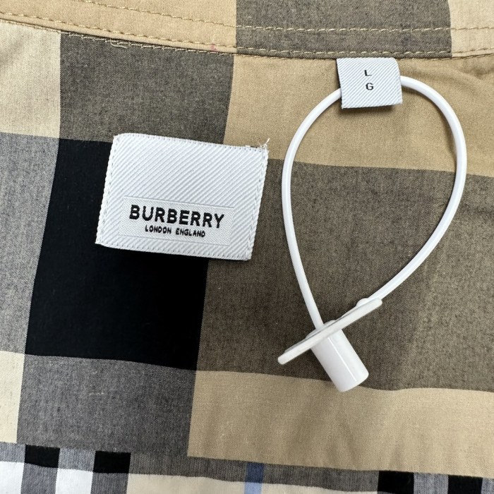 【限定】バーバリー スーパーコピー の限定パッチワークカラー長袖シャツ