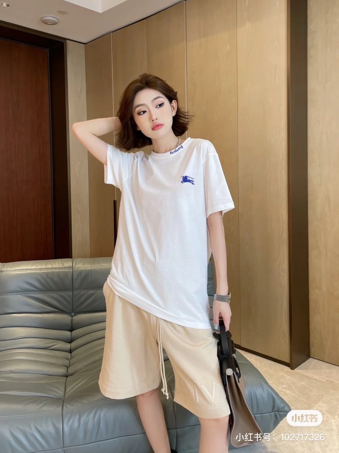 超奇跡の入荷☆ バーバリー 激安通販 2024春夏新作刺繍戦馬ロゴ丸首半袖Tシャツ2色