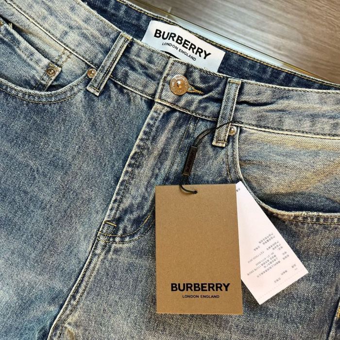 高品質 バーバリー 激安通販 Burberry麦の穂文字刺繍コーナー同期新品重工業水洗ジーンズ