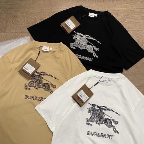 高品質 バーバリー コピー 24SS新作馬術騎士明糸刺繍ゆったり男女半袖Tシャツ3色
