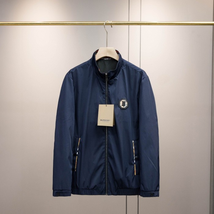 稀少 バーバリー 激安偽物 Burberryの春の最新品スタンドカラーTB刺繍ロゴソフトレザーエンボスジャケット2色