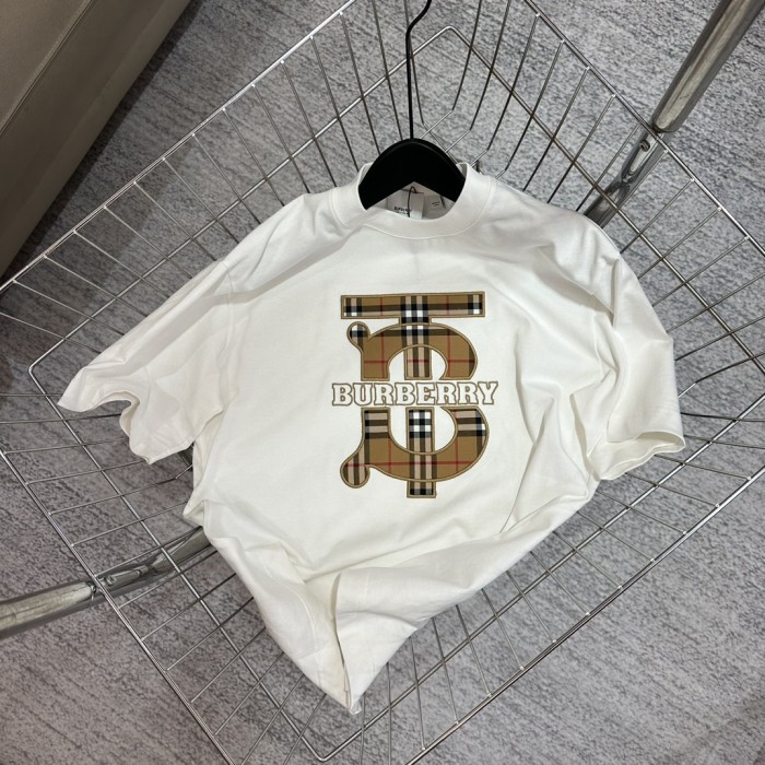 一目惚れ♪ バーバリー スーパーコピー 2024春夏新作チェック柄TBアルファベット半袖Tシャツ2色