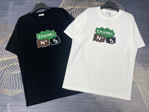 一目惚れ♪ シャネル コピーおすすめ 2024春夏新作タオル刺繍ロゴラウンドネック半袖Tシャツ2色