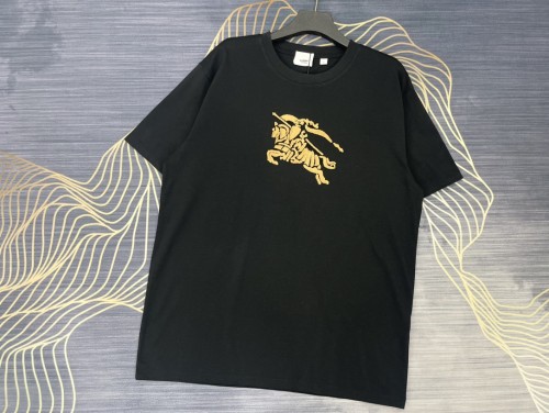 超話題! バーバリー コピーおすすめ 2024春夏新作タオル刺繍戦馬ロゴ丸首半袖Tシャツ3色