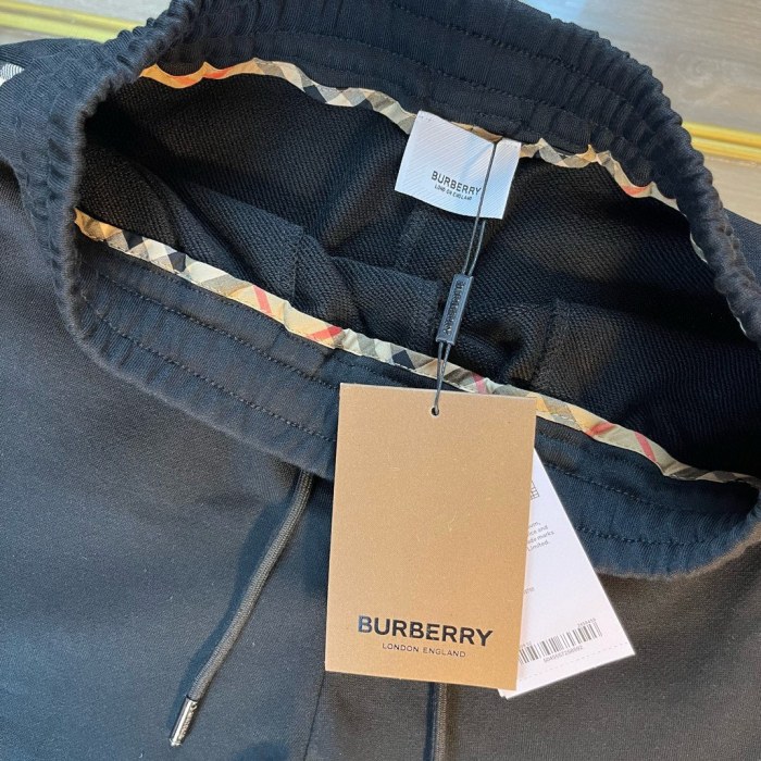 大人気 バーバリー スーパーコピー BURBERRYチェック柄エレメントステッチ初秋ロングパンツキュロットパンツ