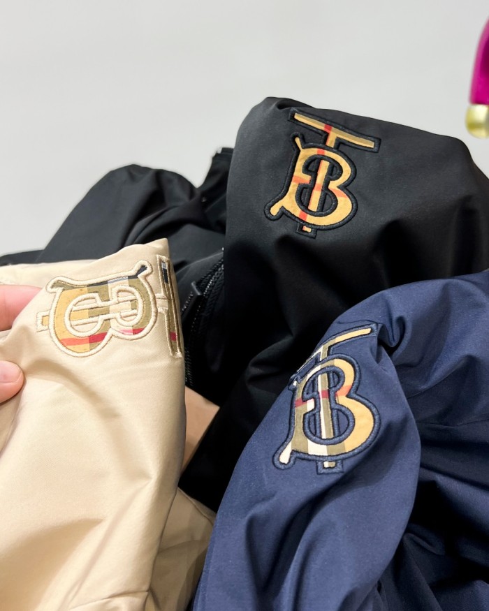 稀少 バーバリー 激安偽物 Burberry 2024 ss春秋の新作TBアルファベット刺繍メンズはキャップジャケットジャケット3色