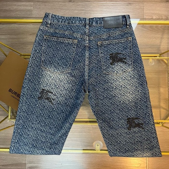 ★超人気 バーバリー コピー burberry戦馬満印LOGOコーナー同期新品重工水洗ジーンズ