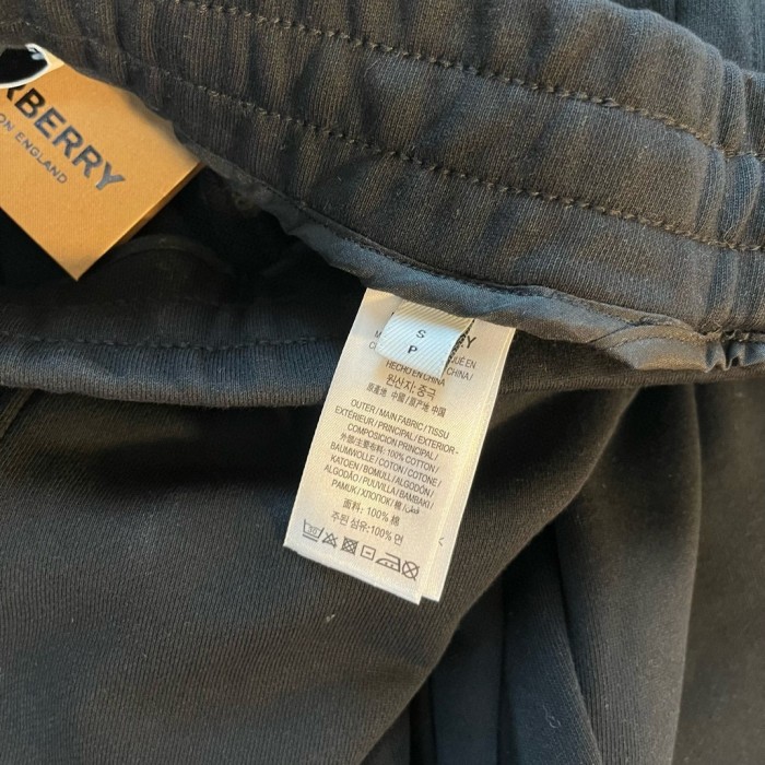 稀少 バーバリー n級品 チェック柄パンティー