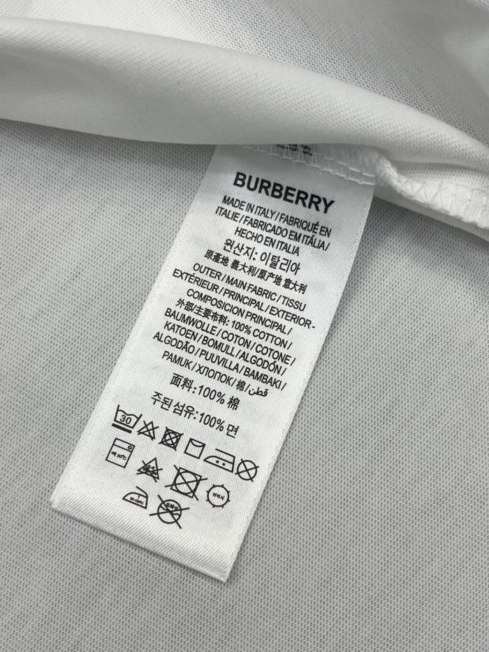 超話題! バーバリー コピーおすすめ 2024春夏新作タオル刺繍戦馬ロゴ丸首半袖Tシャツ3色
