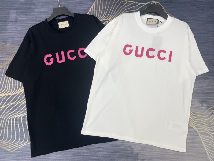 新作 グッチ スーパーコピー 2024春夏新作刺繍ロゴラウンドネック半袖Tシャツ2色