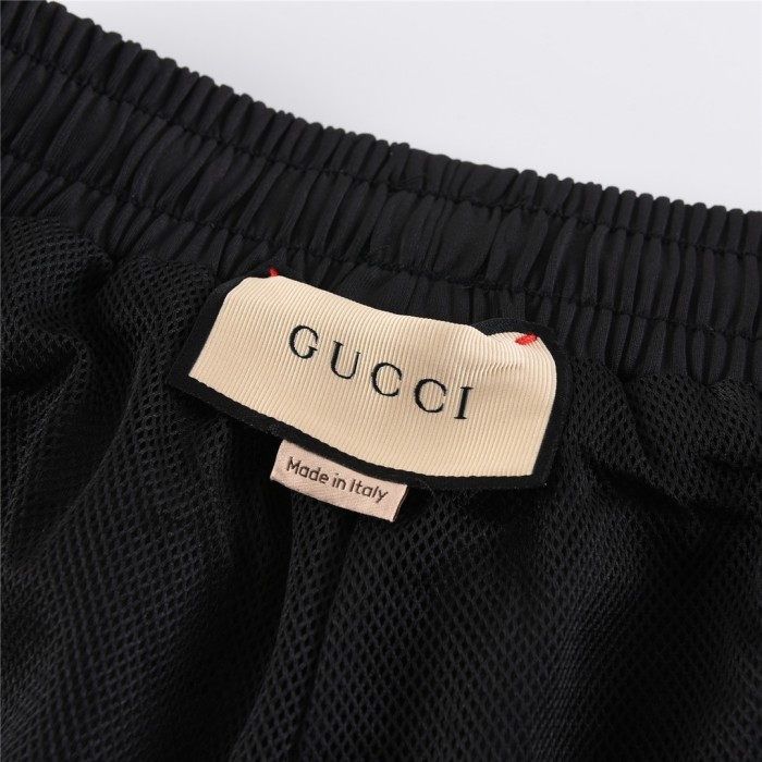 ★超人気 グッチn級品 の3色ストライプのプレッシャパンツ