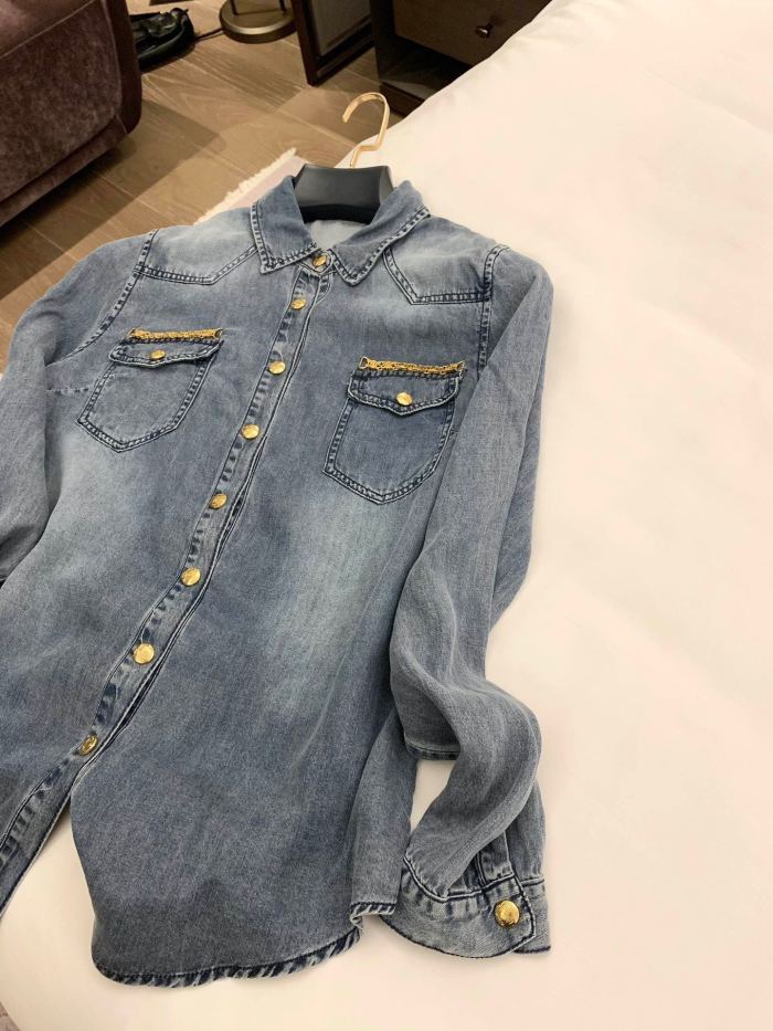 超奇跡の入荷☆ セリーヌ コピーおすすめ 24 ssCEリトルゴールドチェーンデニムシャツ