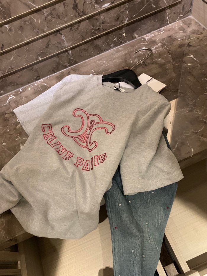 新作 セリーヌ 激安偽物 高温ドリル半袖Tシャツ幅ドリルスリムストレートデニムパンツ