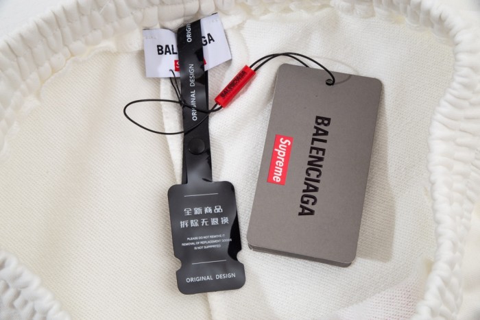 累積売上総額第１位！シュプリーム 激安通販 Balenciaga×Supreme 2024Fall春夏連名シリーズ ズボン