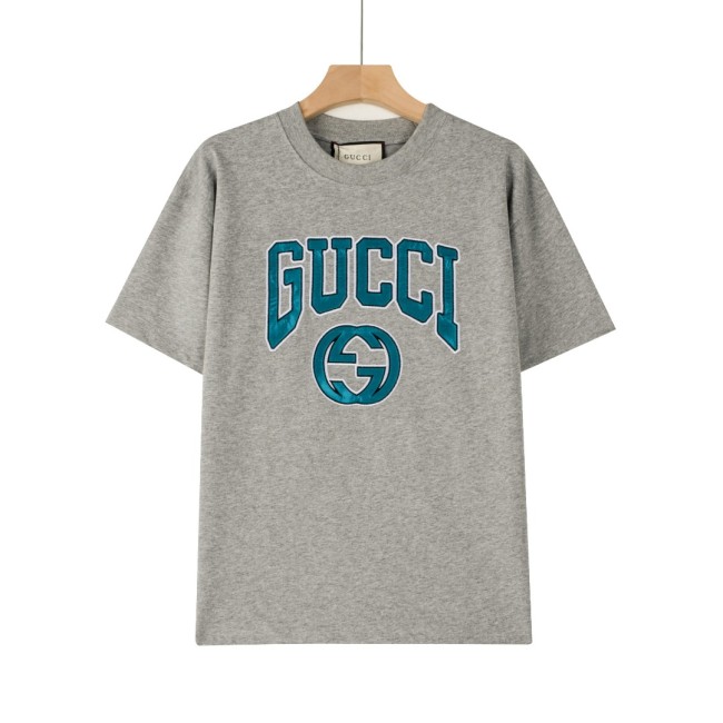 超話題! グッチ 偽物通販 GUCCI 24春先の新作Tシャツ胸にクラシックなダブルG刺繍ロゴ柄半袖