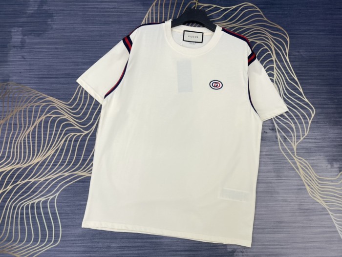 【話題商品！】グッチ 激安通販 2024春夏新作リボン丸首半袖Tシャツ2色