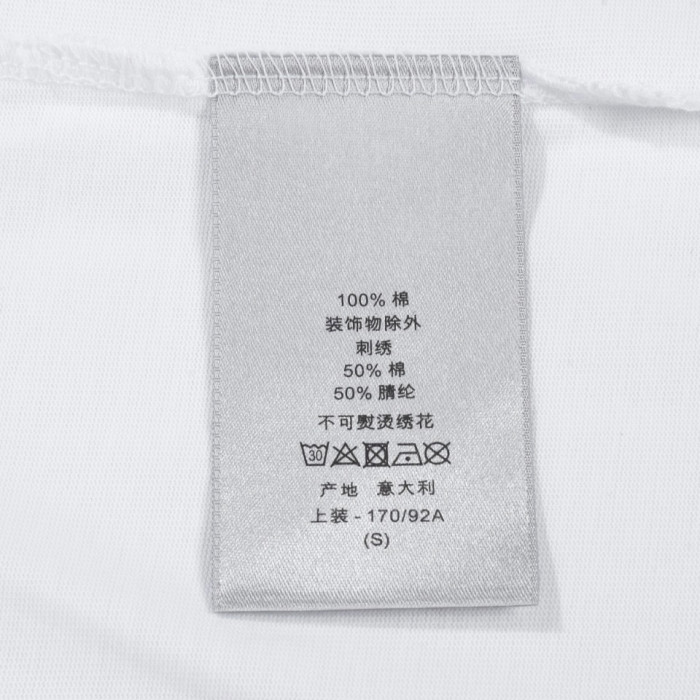 使い勝手良し ディオール スーパーコピー EARSシリーズLOGOグラフィティTシャツ