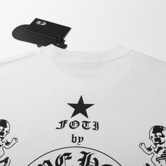 【限定】クロムハーツ 偽物通販 2024新作スカルヘッドレトロ半袖Tシャツ