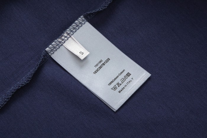 使い勝手良し ディオール 偽物通販 24 ss最新龍年シリーズ1947柄半袖Tシャツ