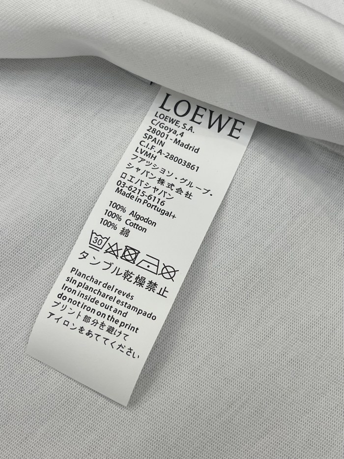 一目惚れ♪ ロエベ 激安通販 2024春夏新作刺繍ロゴラウンドネック半袖Tシャツ2色