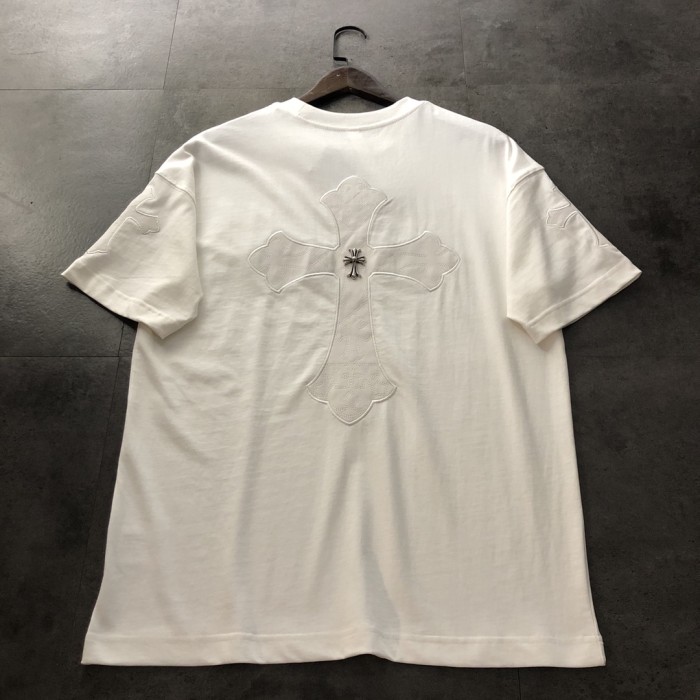 【話題商品！】クロムハーツ n級品 2024新作レザークロスステッチ半袖Tシャツ