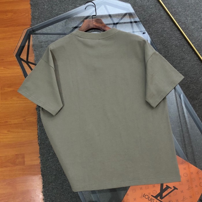 超奇跡の入荷☆ ロエベ スーパーコピー 2024春夏新作刺繍ロゴラウンドネックショートTシャツ