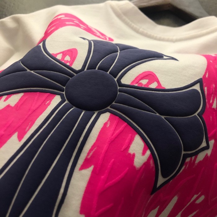 累積売上総額第１位！クロムハーツ n級品 2024新作羽付き蛍光半袖Tシャツ
