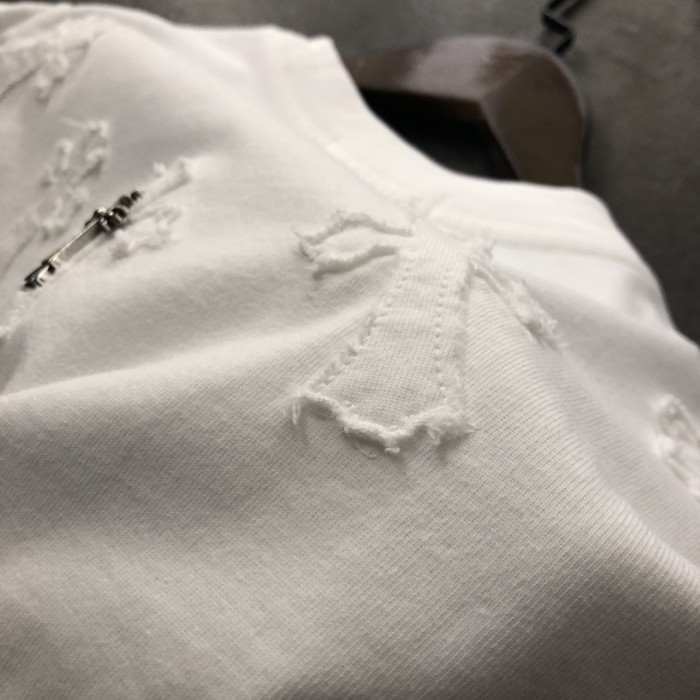 新作 クロムハーツ コピーおすすめ 2024新作小さな十字架貼り刺繍半袖Tシャツ