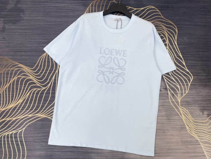 稀少 ロエベ 偽物通販 2024春夏新作刺繍ロゴラウンドネック半袖Tシャツ2色