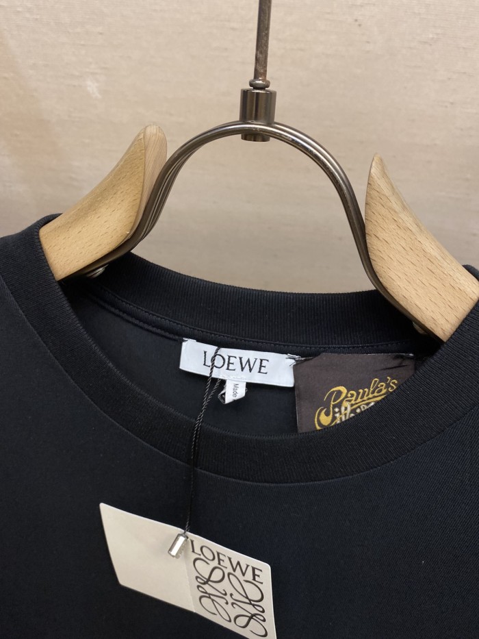 稀少 ロエベ コピー 定番胸元赤いハート柄ラウンドネック半袖Tシャツ半袖