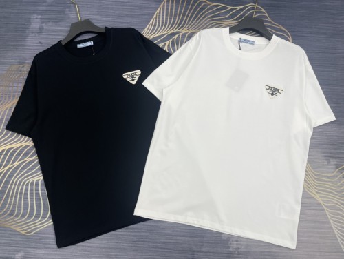 稀少 プラダ コピーおすすめ 2024春夏新作刺繍三角ロゴ半袖Tシャツ2色