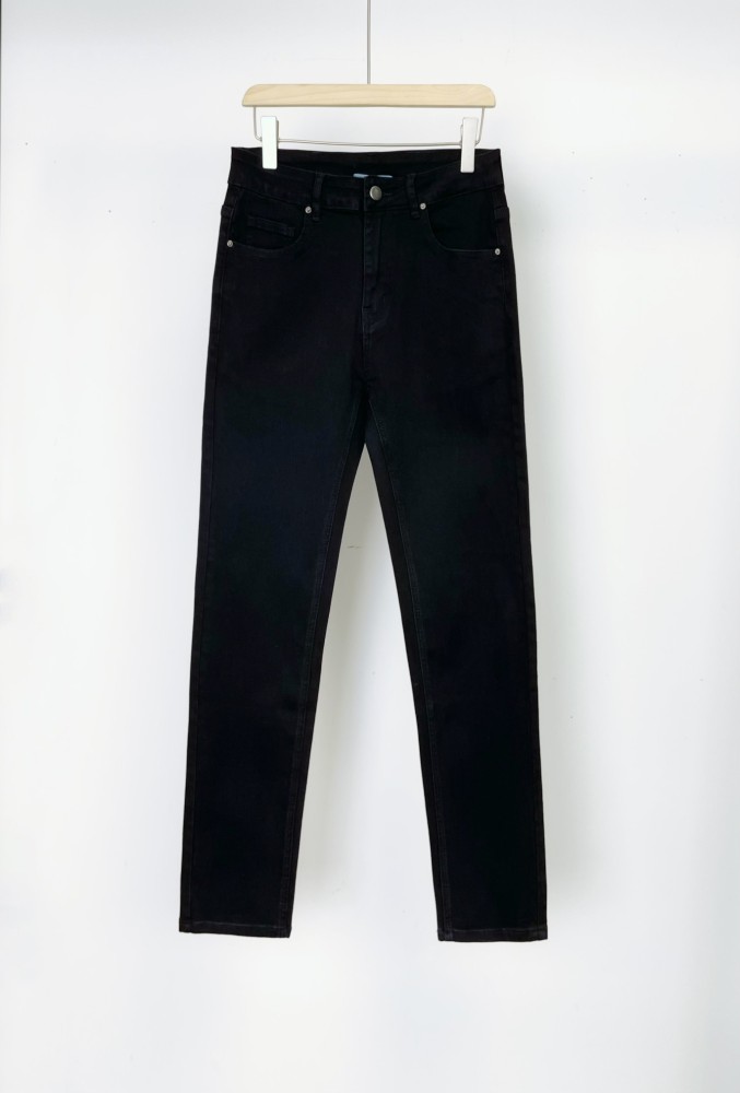 超奇跡の入荷☆ プラダ コピー PRADAの秋冬デニム
