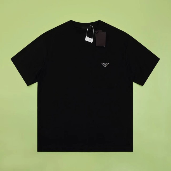 超話題! プラダ n級品 24 ss春夏ポケットトライアスロン半袖Tシャツ