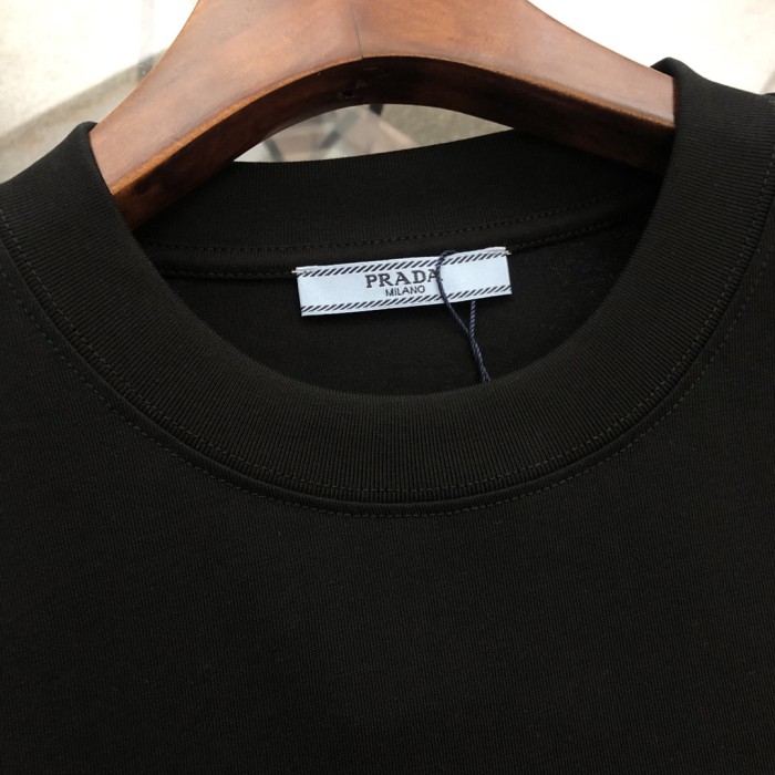 大人気 プラダ コピーおすすめ PRADA2024新作ラベリングロゴ半袖Tシャツ