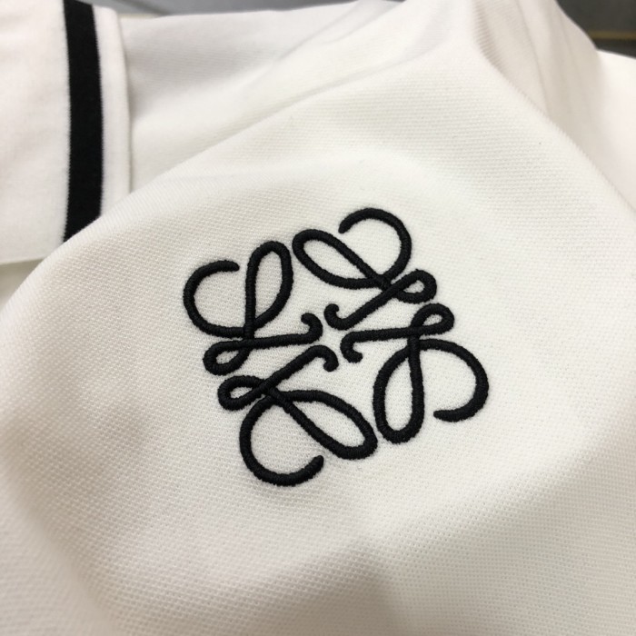新作 ロエベ 激安偽物 2024新作定番ロゴ刺繍ポロシャツTシャツ